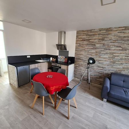 Appartement 60M2 Rdc Avec Jardin Saint-Genis-des-Fontaines Bagian luar foto