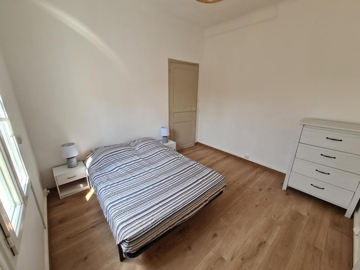 Appartement 60M2 Rdc Avec Jardin Saint-Genis-des-Fontaines Bagian luar foto