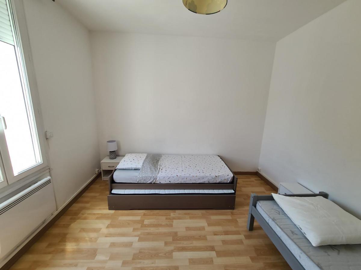Appartement 60M2 Rdc Avec Jardin Saint-Genis-des-Fontaines Bagian luar foto