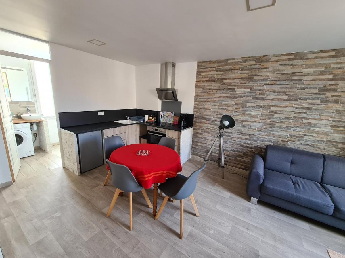 Appartement 60M2 Rdc Avec Jardin Saint-Genis-des-Fontaines Bagian luar foto